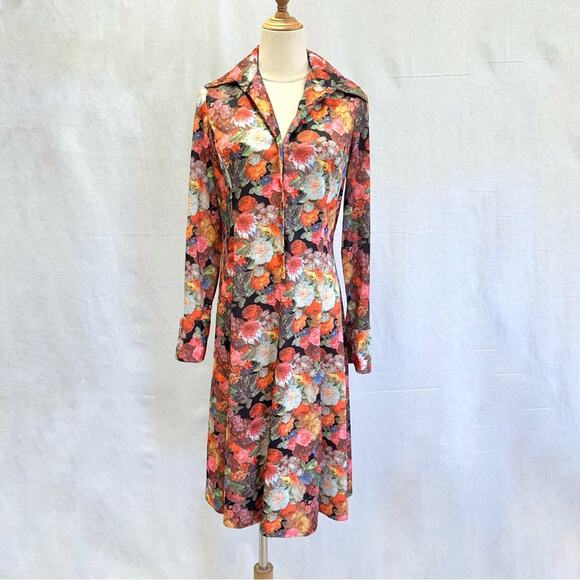 Vintage Dresses & Skirts - Vintage 70s Garden Colorful Floral Button Down Midi Shirt Dress Size‎ 14